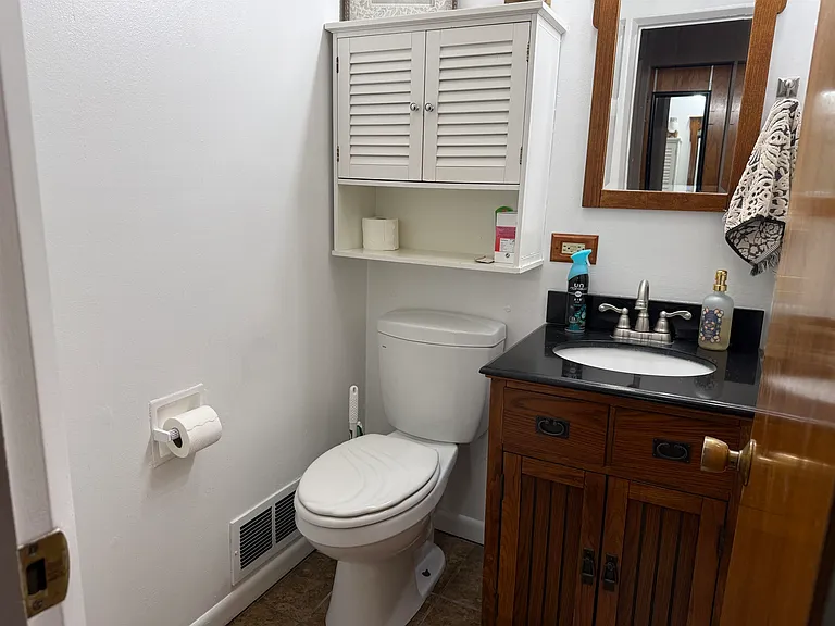 2207 Anna Ave — Photo 11
