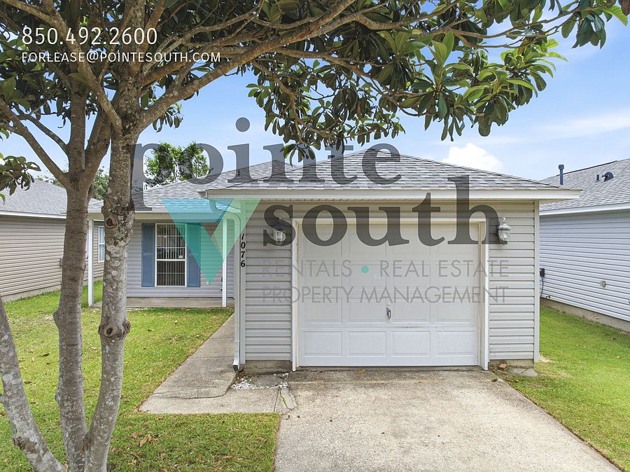 1st image of 1076 Antigua Cir