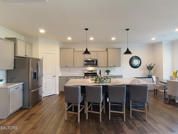 4th image of 12664 Myrtle Ridge Ln