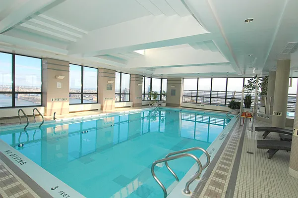 Rented by Luxury Habitat | media 45