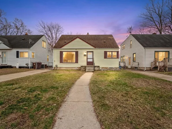 33963 Glover St, Wayne, MI 48184