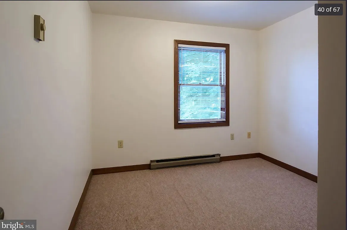 3 bed, 1.5 bath, 2400 sqft, $2,550 — Photo 4