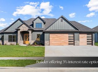 2801 Easley Cabin Cir, Columbia, MO 65201