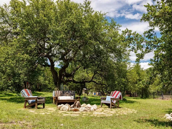 1135 Blue Ridge Dr, Dripping Springs, TX 78620