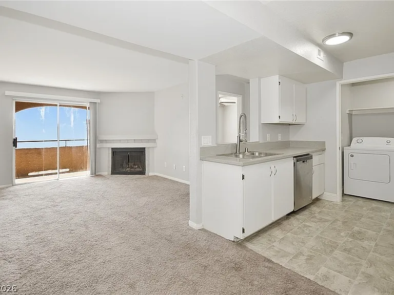 220 Mission Catalina Ln #207 — Photo 10