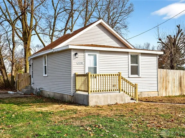 3281 Outdoor Rd, Dayton, OH 45439