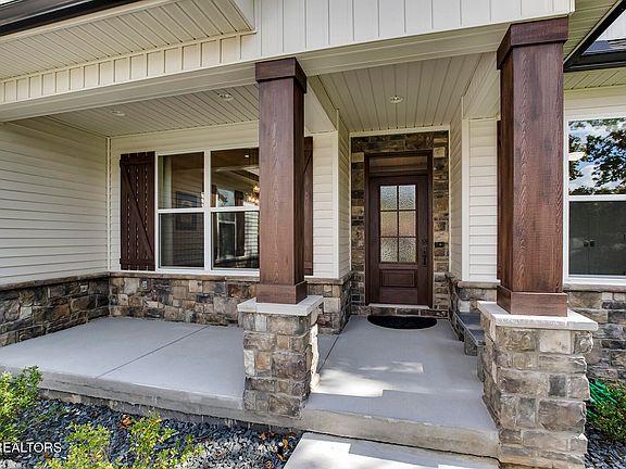 2nd image of 203 Oohleeno Ln