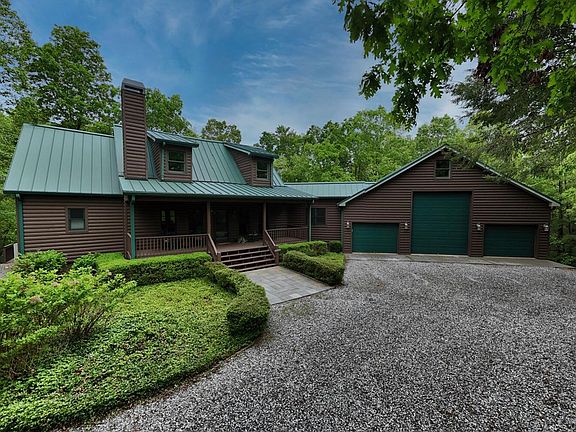3rd image of 1850 Linda Ln
