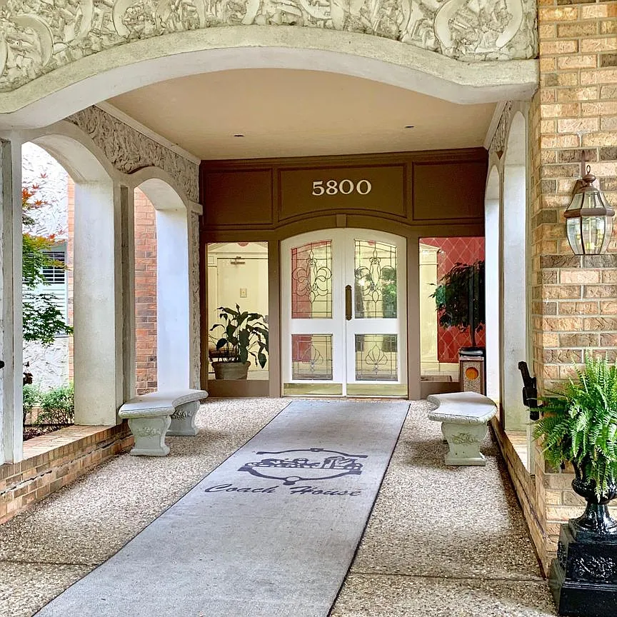 5800 Coach Gate Wynde APT 274, Windy Hills, KY 40207 | Zillow