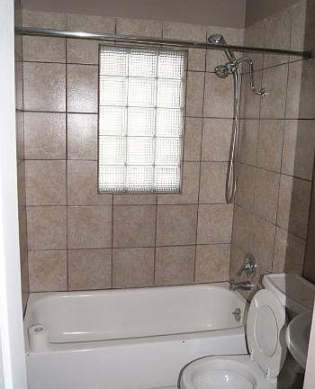 5th image of 1116 W Broadway St