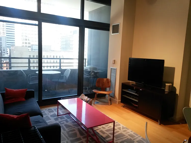 235 W Van Buren St #1921 — Photo 6