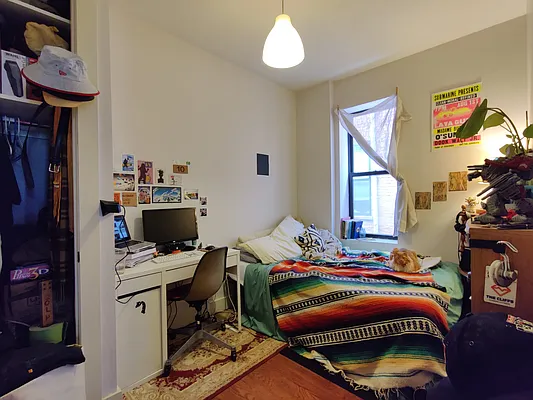 Rented by Signature Property Realty | media 9