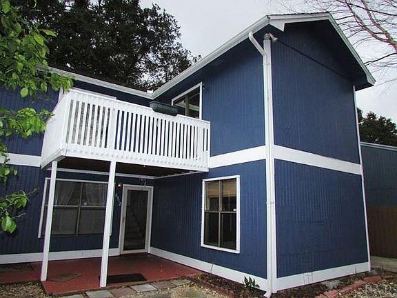 3rd image of 6912 Weatherwood Pl