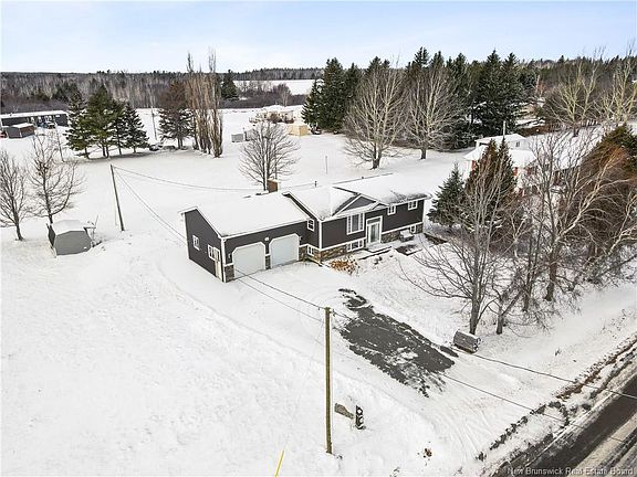 3rd image of 55 Des Roches