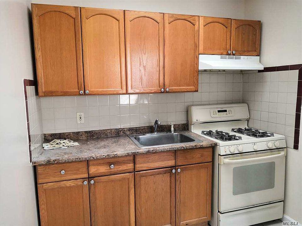 1st image of 214-85 Jamaica Ave #2F