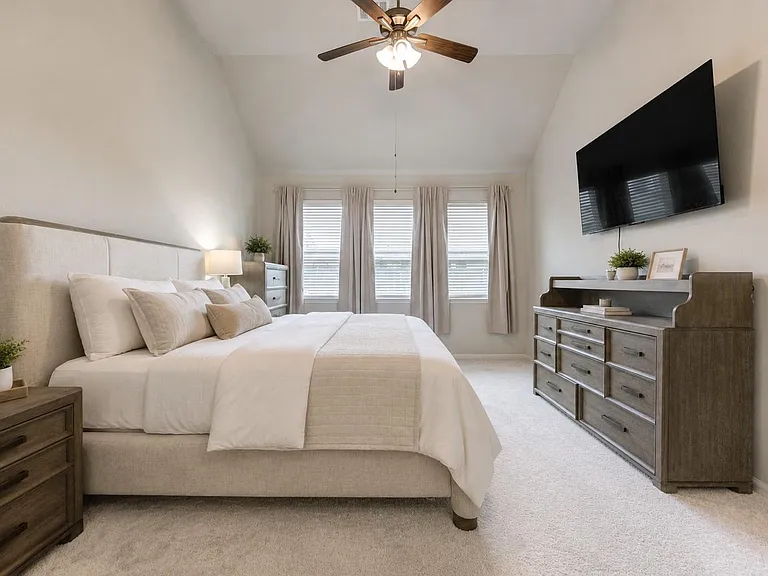 7735 Wrightwood Dr — Photo 13