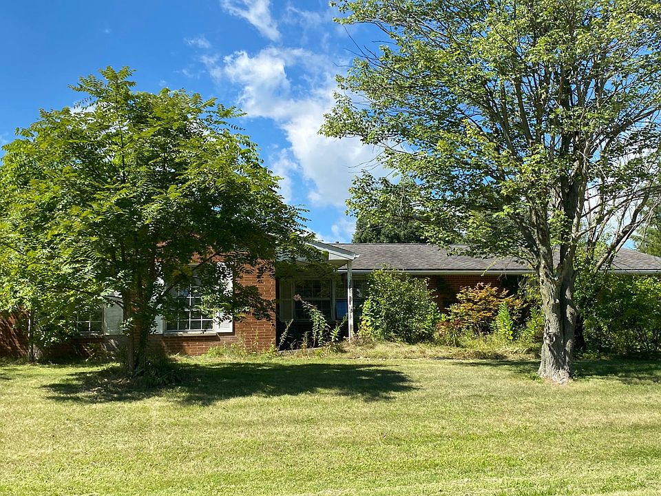 1st image of 2344 Hoffman Dr