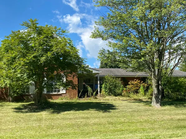 2344 Hoffman Dr, Cuyahoga Falls, OH 44223