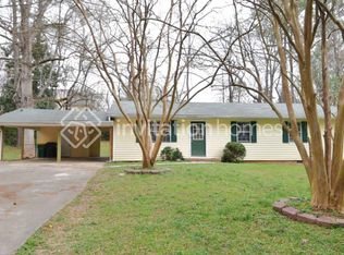 110 Woodglen Ct, Woodstock, GA 30188