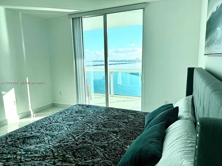 1800 N Bayshore Dr #3807 — Photo 13