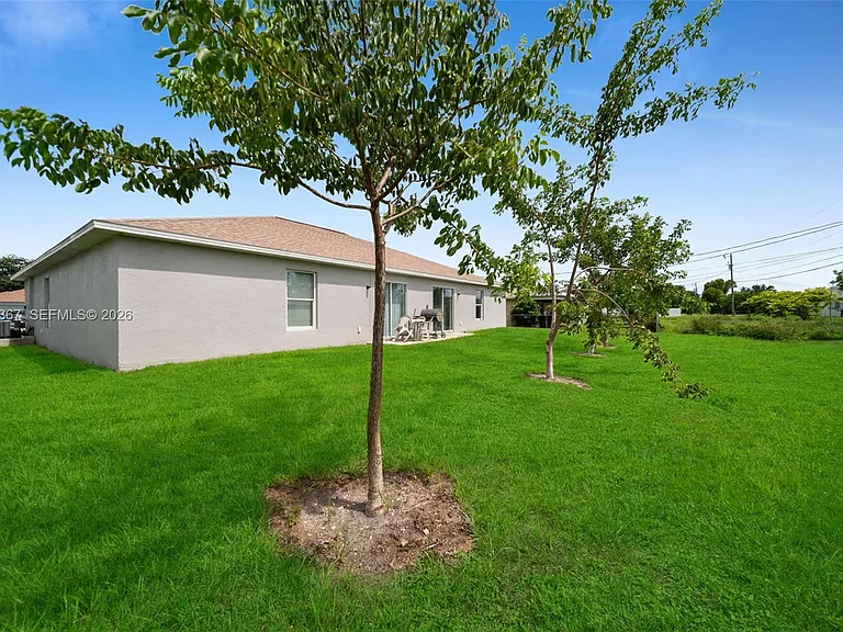 4106 SW 7th Pl — Photo 19