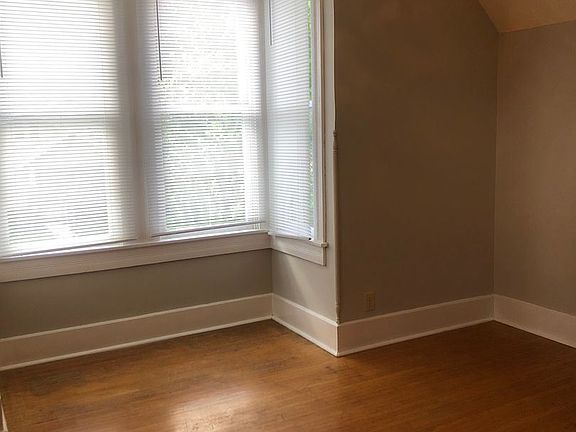 3rd image of 2815 South St