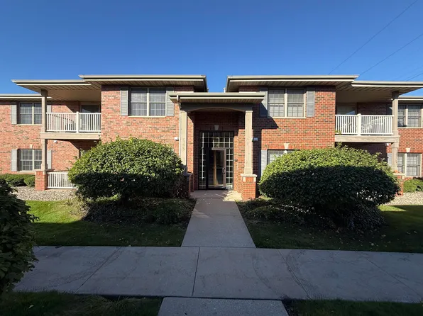 545 Cambridge Ct Unit 2-C, Munster, IN 46321