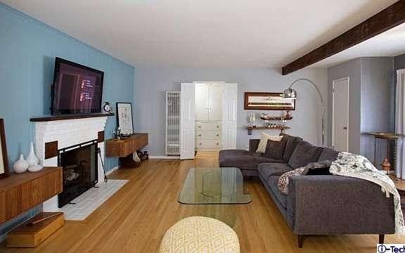 5th image of 10152 Oro Vista Ave