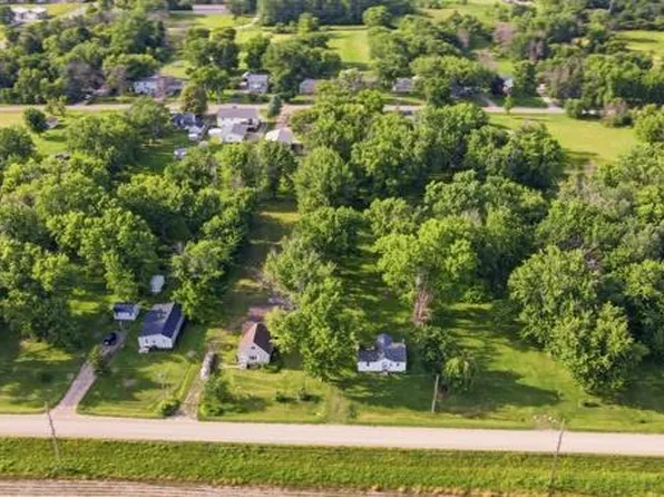 1305 28th Ave NE, Austin, MN 55912
