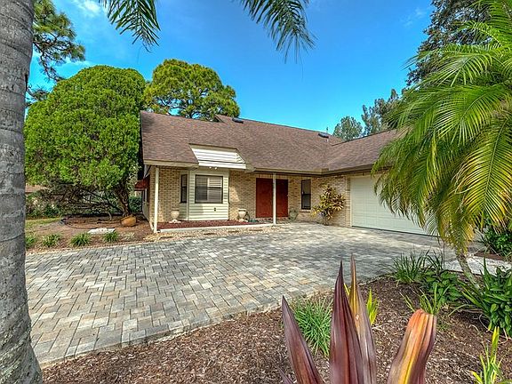 2nd image of 3935 Trentwood Pl