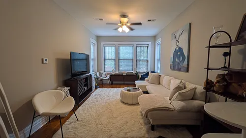 5022 N Winthrop Ave #2W Photo 1