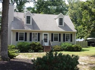 909 Glidewell Rd, Richmond, VA 23227