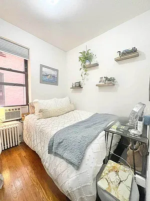 Rented by Oxford Property Group | media 9