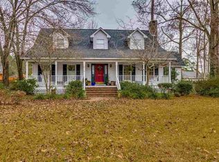212 Dogwood Dr, Conway, SC 29526