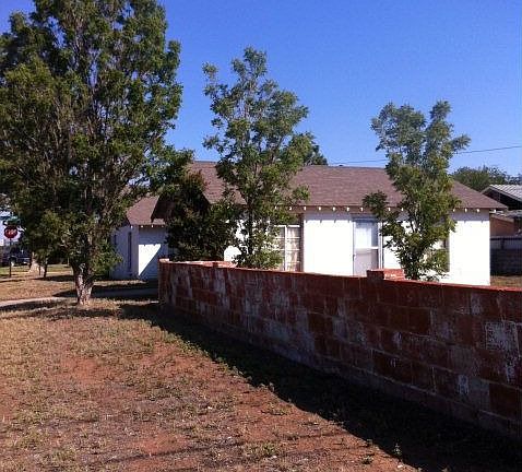 2nd image of 1807 W Louisiana Ave
