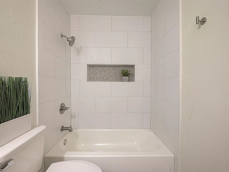 16810 Sweno Ct — Photo 34