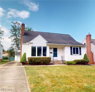 16383 Barriemore Ave, Middleburg Heights, OH, 44130
