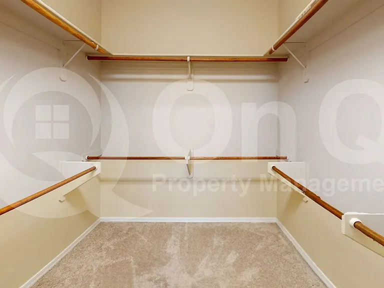 252 W Calle Media Luz — Photo 14