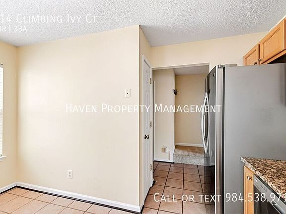 4th image of 214 Climbing Ivy Ct