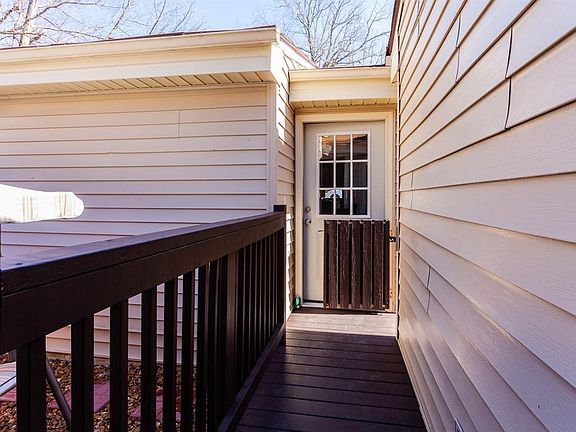 2nd image of 9 Woodland Ct