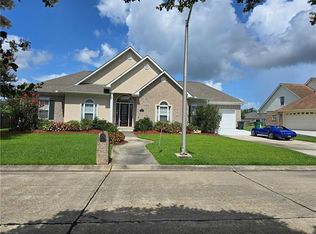 3812 Lake Winnipeg Dr, Harvey, LA 70058