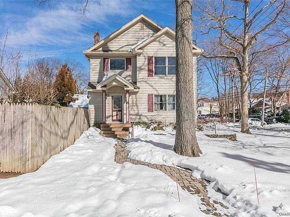 3rd image of 11 Cypress Pl