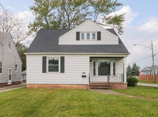 335 Marion Dr, Bedford, OH 44146