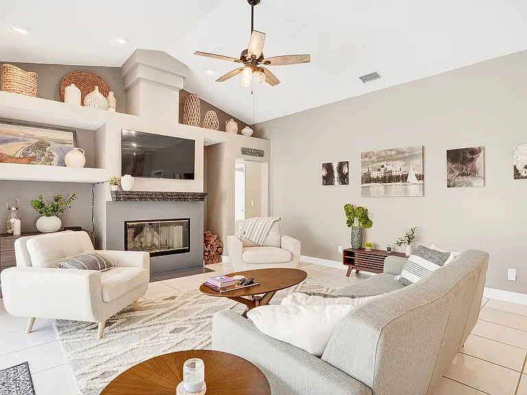 3012 E Vina Del Mar Blvd — Photo 22