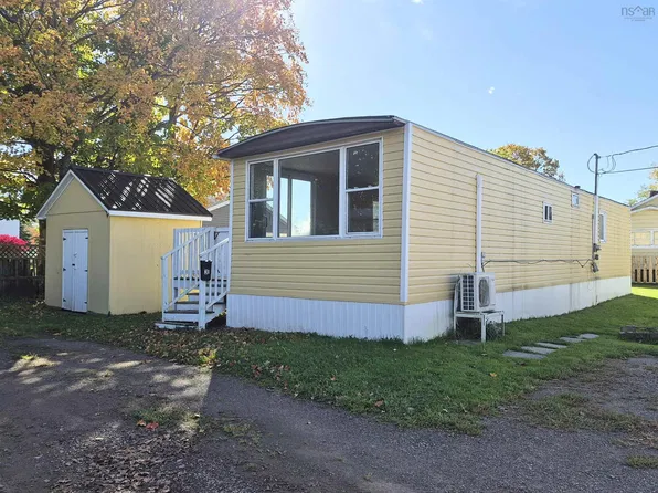 3D Moore St, Truro, NS B2N 4N8