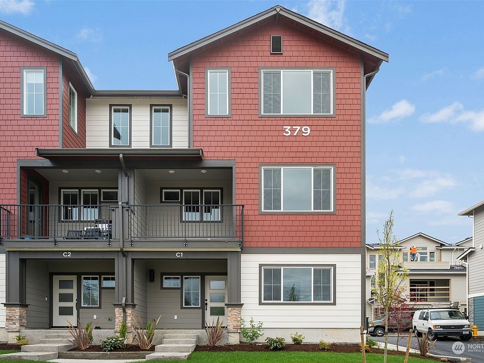 1st image of 379 E Park Street #C1
