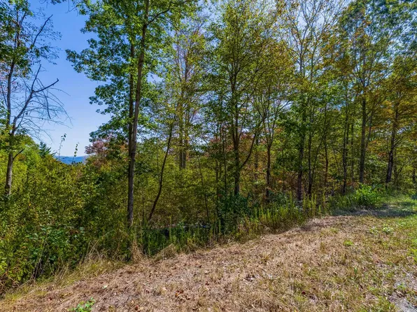 5268 Willard Road #5268, Hartford, VT 05059