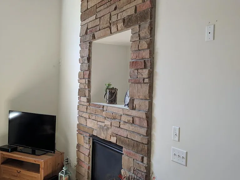 Living room with Gas Fireplace