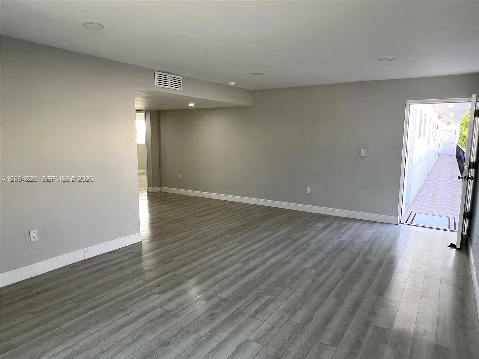 Penn Star Condo — Photo 2