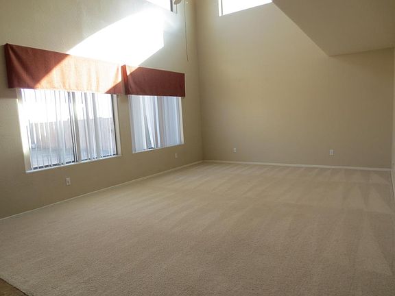 5th image of 319 S 151st Ave